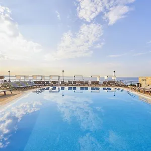 https://barcelo-illetas-albatros.allmallorcahotels.com