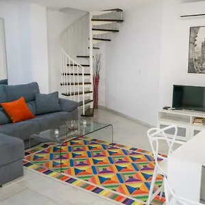 Apartamento Rentalsevilla Espacioso Dúplex En La Puerta Real España
